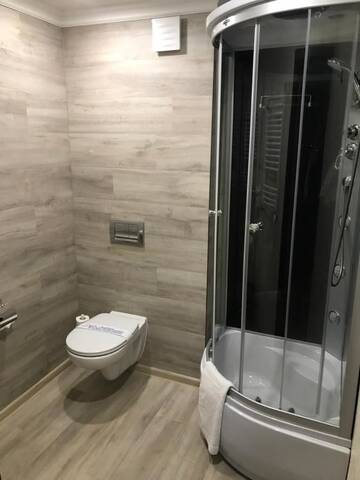 Фото номера Двухместный номер с 1 кроватью Отель Hotel Restauracja Willa Radwan г. Aleksandrów Kujawski 10